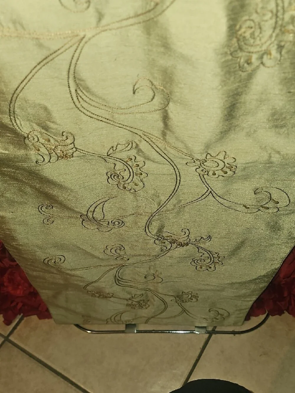 Pottery Barn Gold Embroidered Floral Table Runner Like New